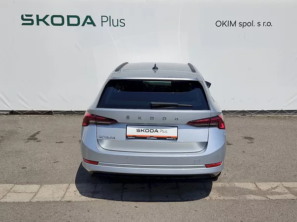 Škoda Octavia combi Ambition Plus 1,5 Tsi - foto 33