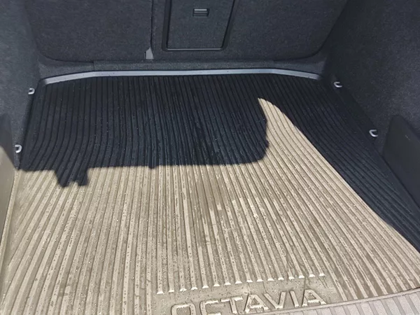 Škoda Octavia combi Ambition Plus 1,5 Tsi - foto 34