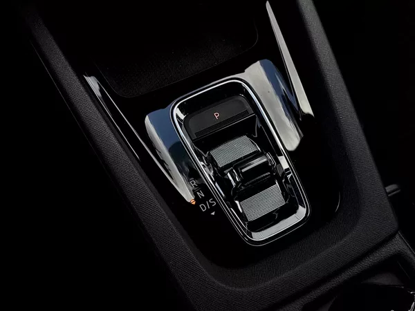 Škoda Octavia combi SportLine 2,0 tdi 110 Kw - foto 23