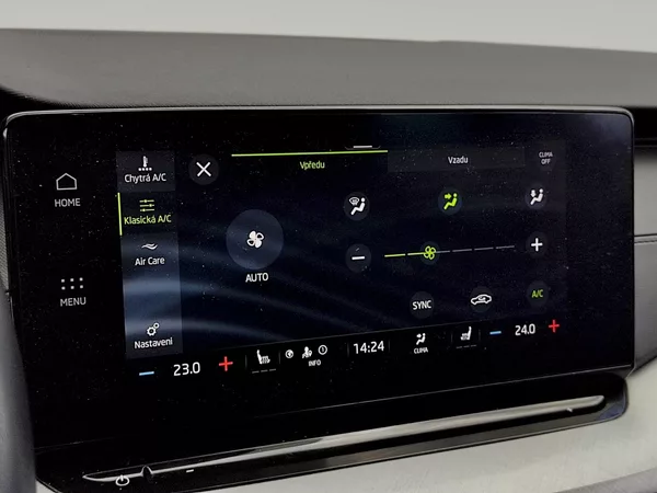 Škoda Octavia Combi Tour 2,0 Tdi 110 Kw DSG - foto 14