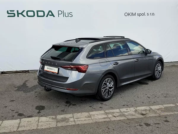 Škoda Octavia Combi Tour 2,0 Tdi 110 Kw DSG - foto 2