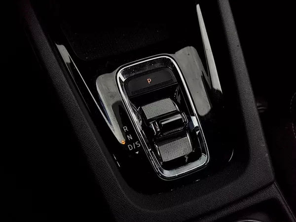 Škoda Octavia Combi Tour 2,0 Tdi 110 Kw DSG - foto 22
