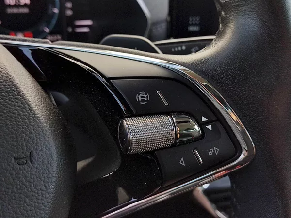 Škoda Octavia Style Plus 2,0 Tdi 110 Kw DSg - foto 31
