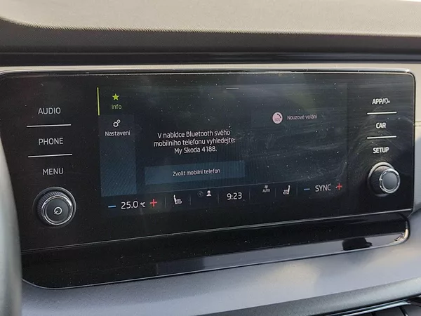 Škoda Octavia Combi Ambition Plus 2,0 Tdi 11 - foto 14