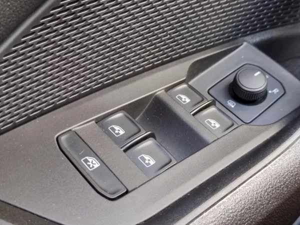 Škoda Octavia Combi Ambition Plus 2,0 Tdi 11 - foto 21
