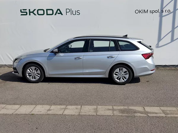 Škoda Octavia Combi Ambition Plus 2,0 Tdi 11 - foto 3