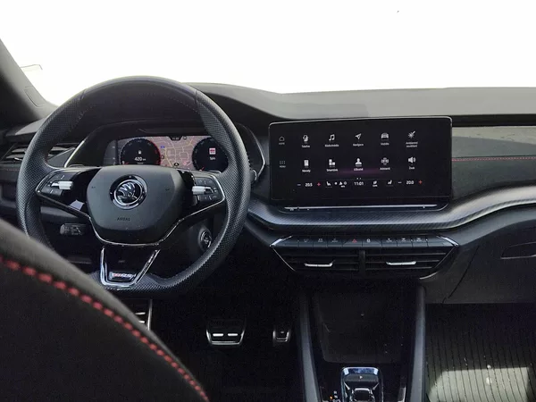 Škoda Octavia combi RS 2,0 Tdi 147 Kw DSG - foto 6