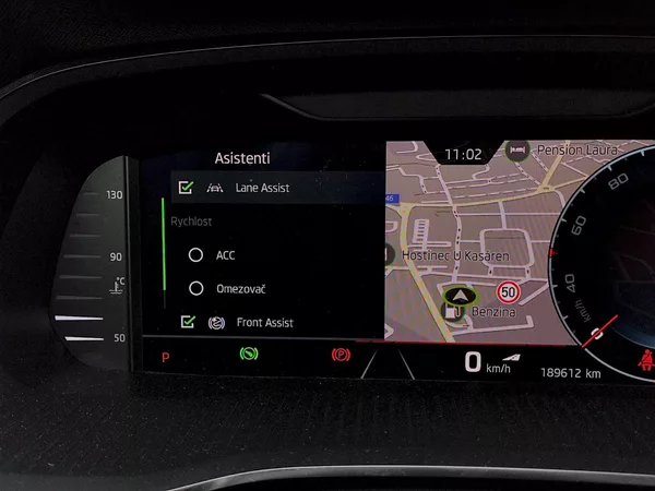 Škoda Octavia combi RS 2,0 Tdi 147 Kw DSG - foto 8