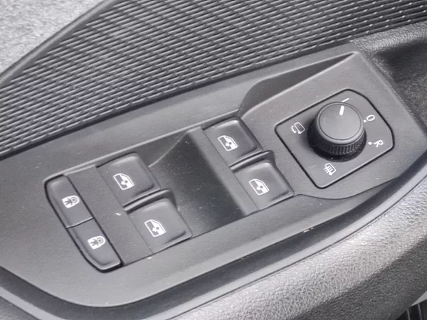 Škoda Octavia Top Selection 1,5 Tsi 110 Kw D - foto 25