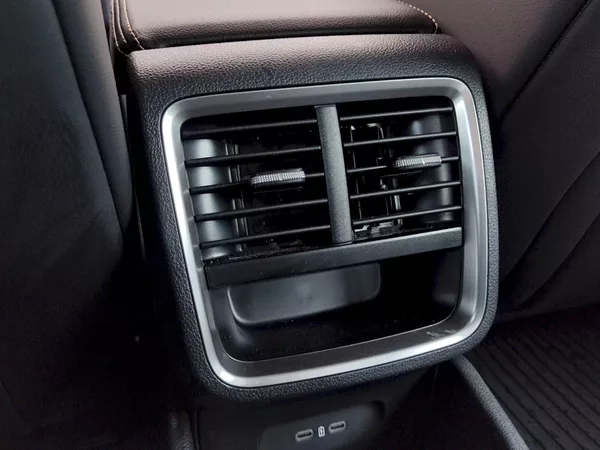 Škoda Octavia Top Selection 1,5 Tsi 110 Kw D - foto 28