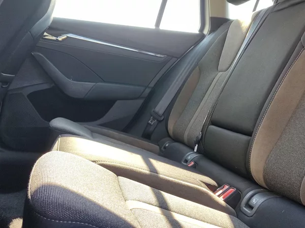 Škoda Octavia Combi Scout 2,0 Tdi 147 Kw 4x4 - foto 26