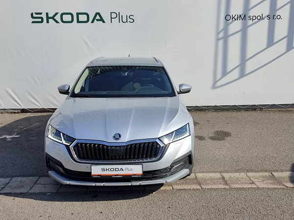Škoda Octavia Combi Scout 2,0 Tdi 147 Kw 4x4 - foto 4