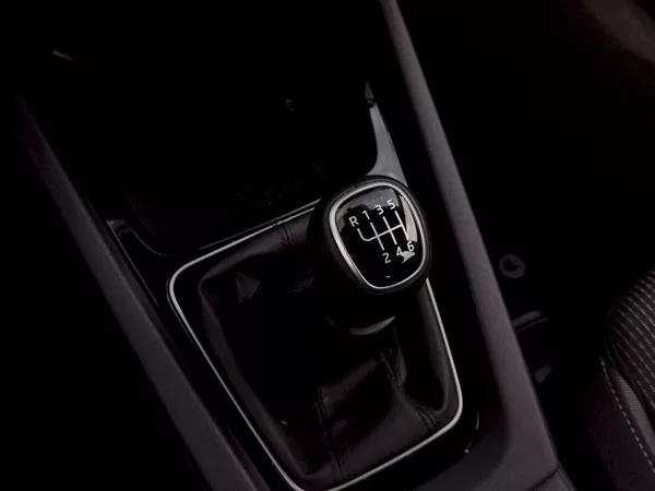 Škoda Octavia Combi Selection 1,5 Tsi 110 Kw - foto 25