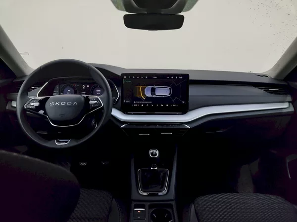 Škoda Octavia Combi Selection 1,5 Tsi 110 Kw - foto 5