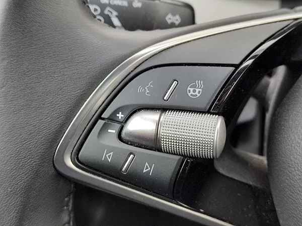 Škoda Scala Top Selection 1,0 Tsi 85 Kw - foto 27