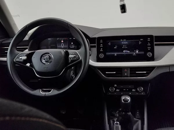 Škoda Scala Top Selection 1,0 Tsi 85 Kw - foto 6