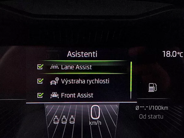 Škoda Scala Top Selection 1,0 Tsi 85 Kw - foto 8