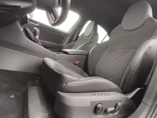 Škoda Superb SportLine 2,0 tsi 200 Kw DSG 4 - foto 20