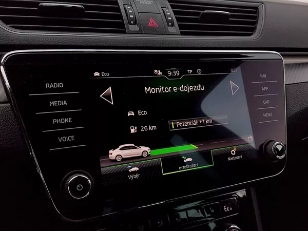 Škoda Superb iV 1,4 Tsi 150 Kw SportLine DS - foto 15