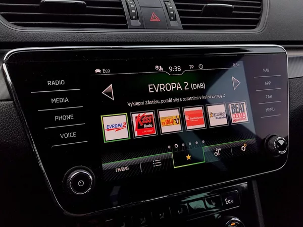 Škoda Superb iV 1,4 Tsi 150 Kw SportLine DS - foto 19