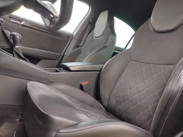 Škoda Superb iV 1,4 Tsi 150 Kw SportLine DS - foto 24