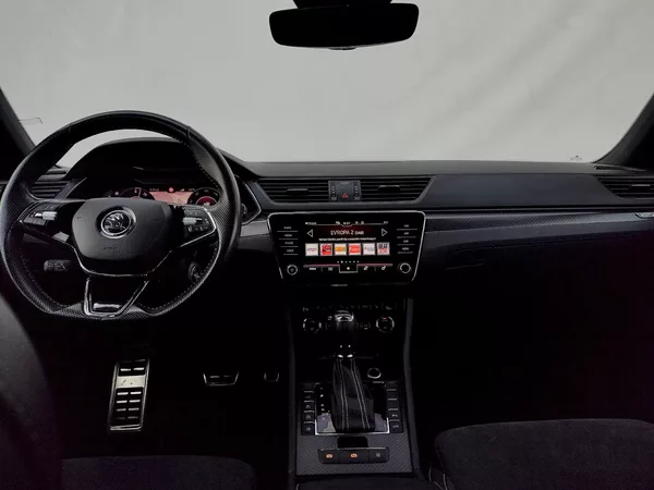 Škoda Superb iV 1,4 Tsi 150 Kw SportLine DS - foto 5