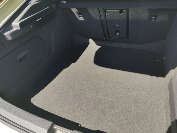 Škoda Superb Selection 2,0 Tdi 110 Kw DSG - foto 37