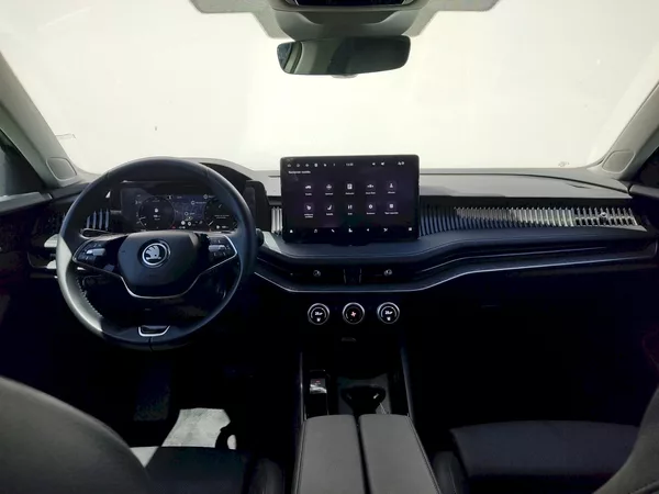 Škoda Superb Selection 2,0 Tdi 110 Kw DSG - foto 5