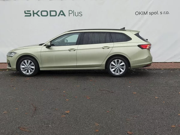 Škoda Superb Combi Selection 2,0 Tdi 110 Kw - foto 3