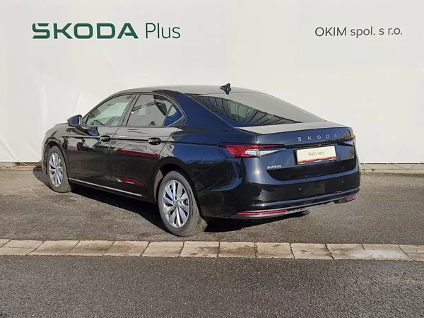 Škoda Superb Selection 2,0 Tdi 110Kw DSg - foto 32