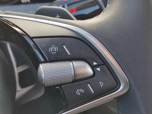 Škoda Superb Combi Selection 2,0 Tdi 110 K - foto 30