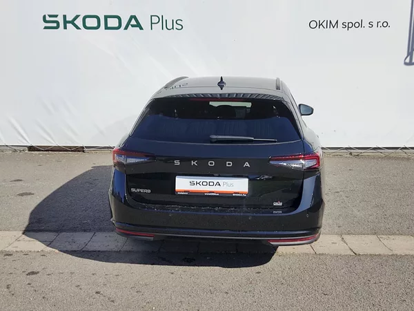 Škoda Superb Combi Selection 2,0 Tdi 110 K - foto 34