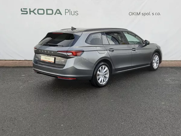 Škoda Superb combi Selection 2,0 Tdi 142 kw - foto 2