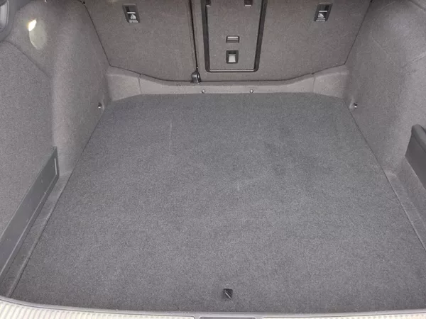 Škoda Superb combi Selection 2,0 Tdi 142 kw - foto 36