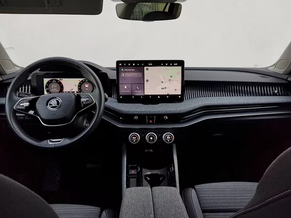 Škoda Superb combi Selection 2,0 Tdi 142 kw - foto 5