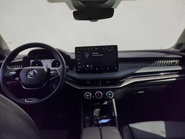 Škoda Superb L&K 2,0 Tdi 142 Kw 4x4 DSG - foto 5