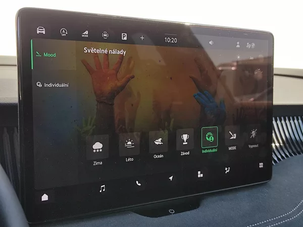Škoda Superb Combi SportLine 2,0 Tdi 142 Kw - foto 14