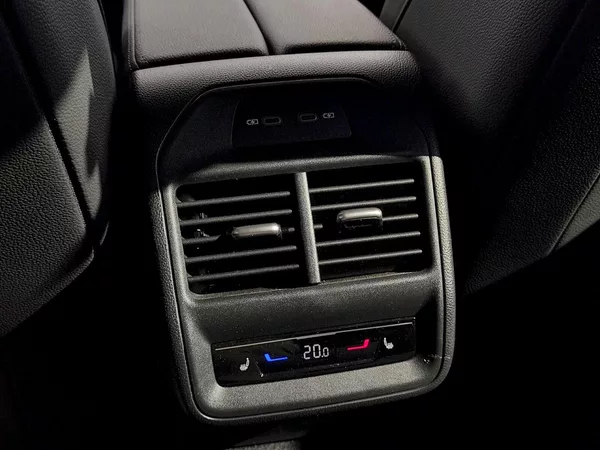 Škoda Superb L&K 2,0 Tdi 142 Kw 4x4 DSG - foto 31