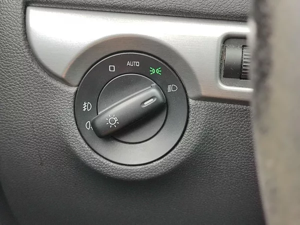 Škoda Yeti Elegance 2,0 Tdi 103 (125) Kw - foto 23