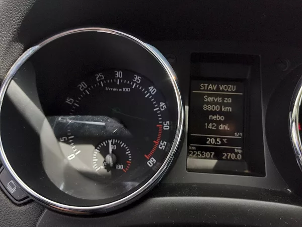 Škoda Yeti Elegance 2,0 Tdi 103 (125) Kw - foto 8