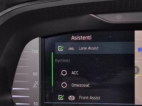 Škoda Octavia Combi Ambition 2,0 Tdi 110 Kw - foto 10