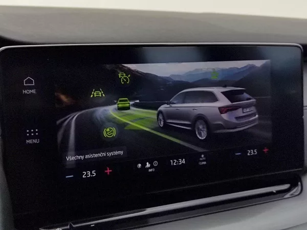 Škoda Octavia Combi Ambition 2,0 Tdi 110 Kw - foto 16