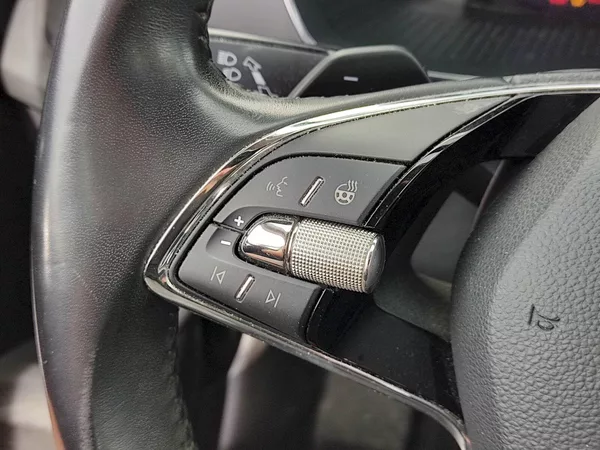 Škoda Octavia Combi Ambition 2,0 Tdi 110 Kw - foto 29