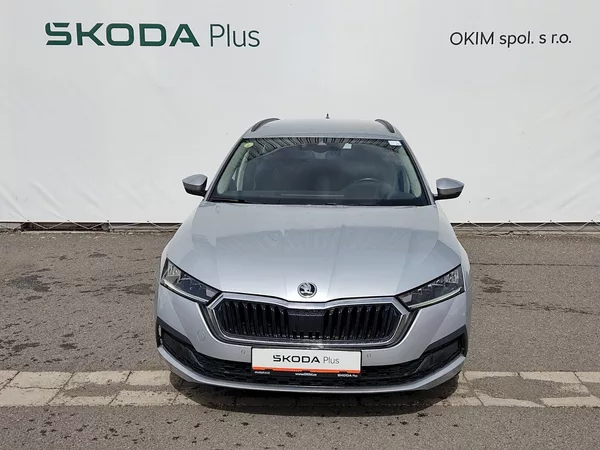 Škoda Octavia Combi Ambition 2,0 Tdi 110 Kw - foto 4