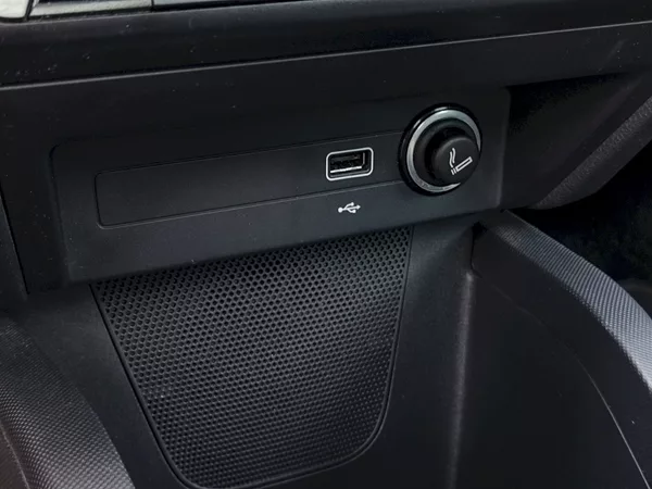 Škoda Fabia Monte Carlo 1,0 Tsi 81 Kw - foto 21