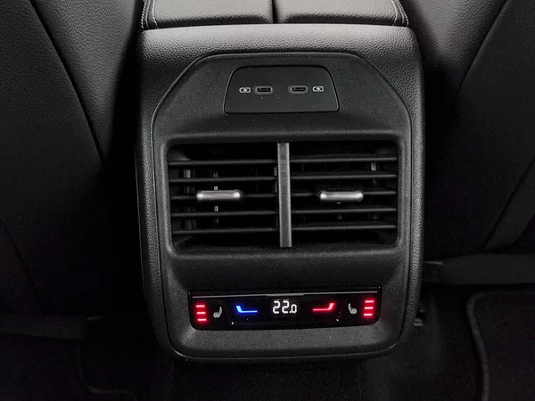 Škoda Superb iV SportLine 1,5 Tsi 150 Kw DS - foto 34