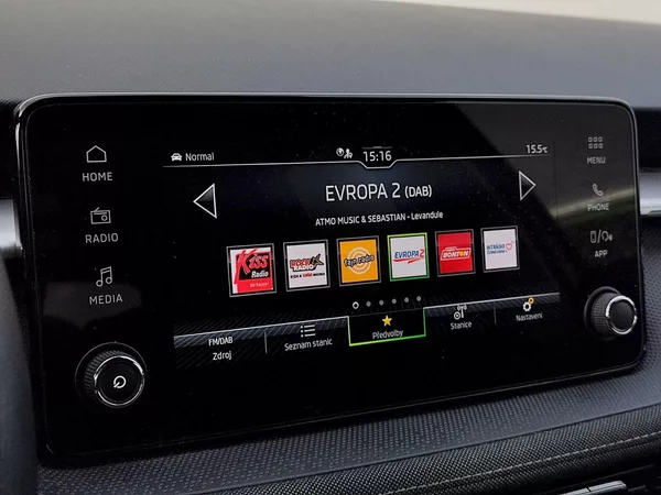 Škoda Fabia Top Selection 1,0 Tsi - foto 19