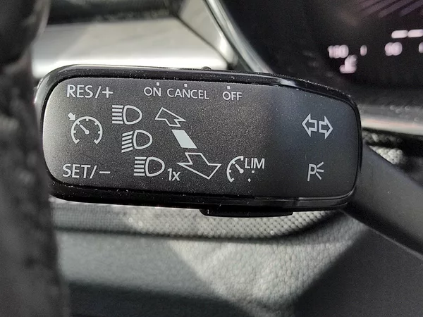 Škoda Fabia Top Selection 1,0 Tsi - foto 28