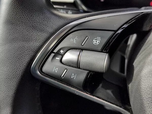 Škoda Fabia Top Selection 1,0 Tsi - foto 29