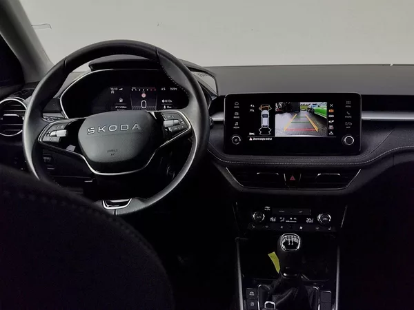Škoda Fabia Top Selection 1,0 Tsi - foto 6